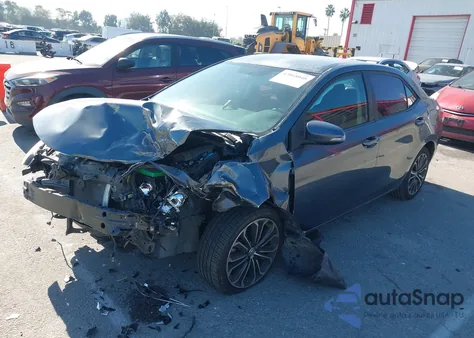 2015 Toyota Corolla S Plus z USA, uszkodzony, nr VIN 5YFBURHE5FP284516